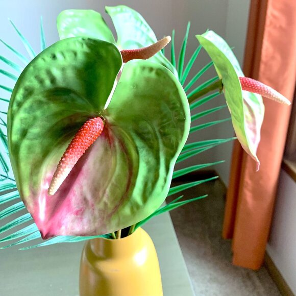 Gorgeous 3 Stems 22.5" Artificial Faux Multicolor Variegated Anthurium Flowers - Picture 5 of 16